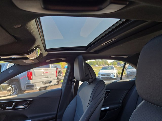 Used 2024 Mercedes-Benz C 300 4MATIC Sedan image 26