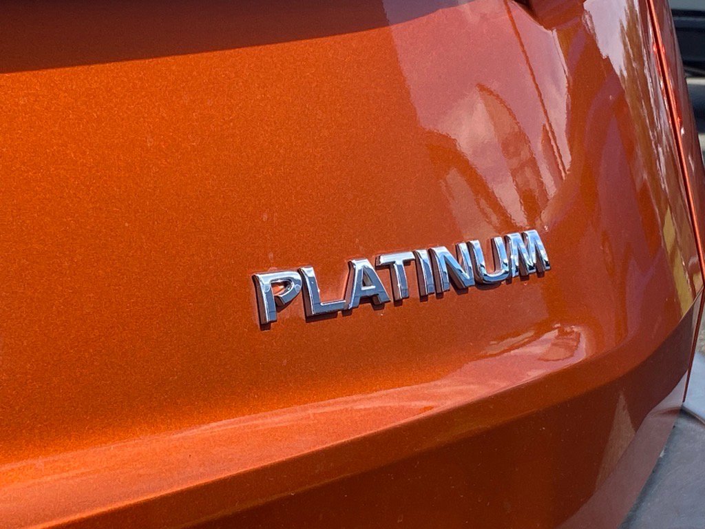 Used 2021 Nissan Rogue Platinum image 4