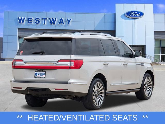 Used 2021 Lincoln Navigator Reserve w/ Luxury Package RWD image 3
