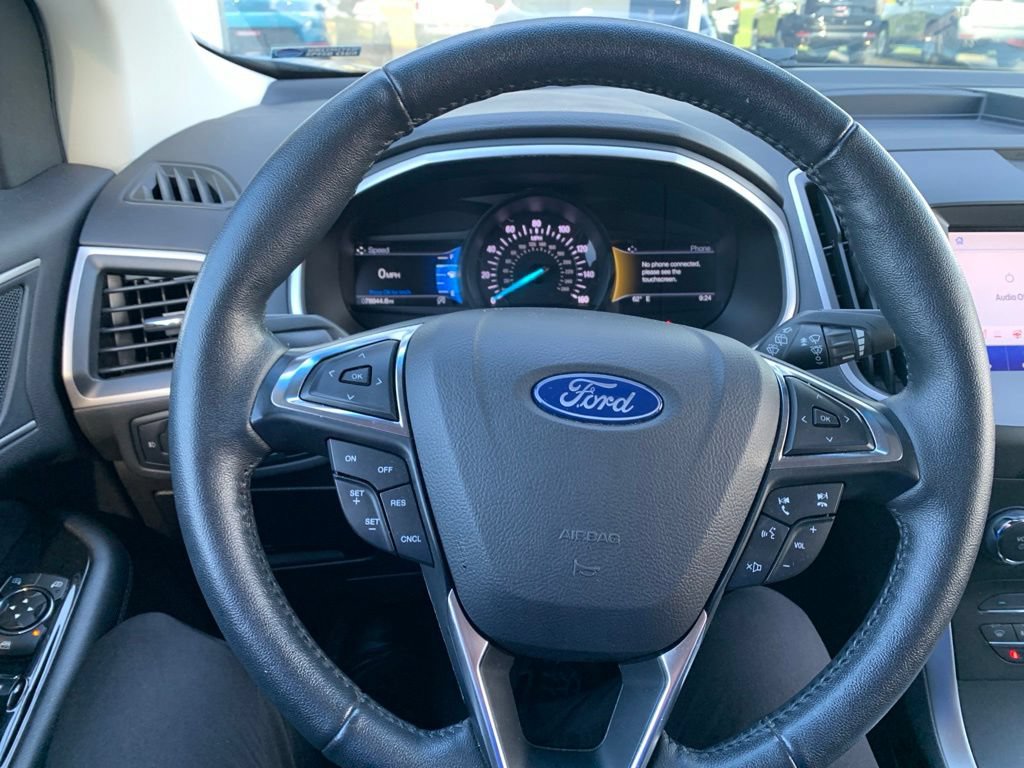 Used 2020 Ford Edge SEL w/ Cold Weather Package AWD/4WD image 12