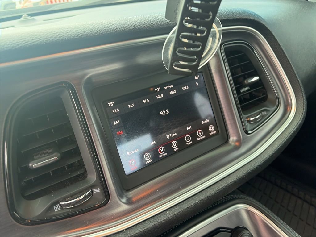 Used 2018 Dodge Challenger SXT RWD image 13