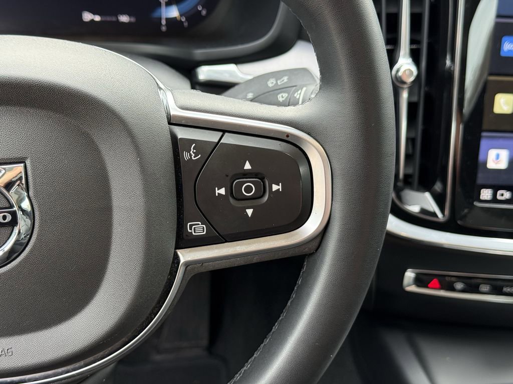 Certified 2024 Volvo S60 B5 Core image 21