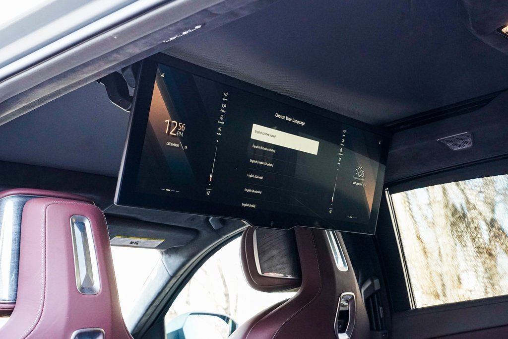 Used 2023 BMW 760i xDrive image 20