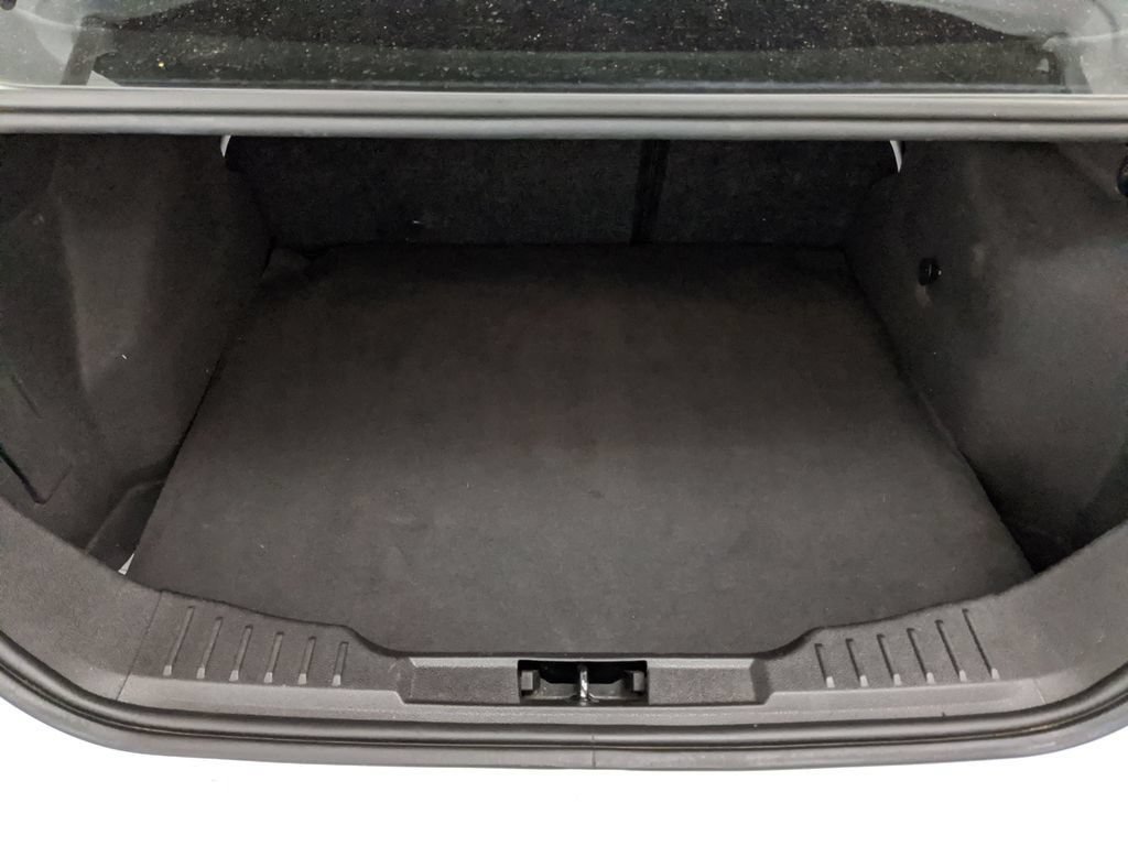 Used 2015 Ford Focus SE FWD image 15