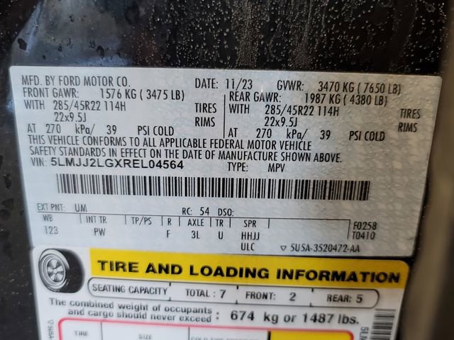 Used 2024 Lincoln Navigator Reserve image 32