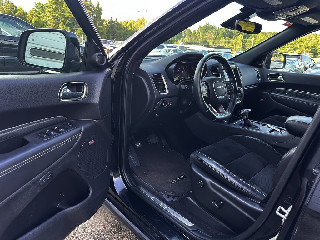 Used 2018 Dodge Durango SRT w/ Technology Group AWD/4WD image 29