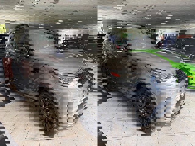 Used 2019 Land Rover Discovery HSE image 1