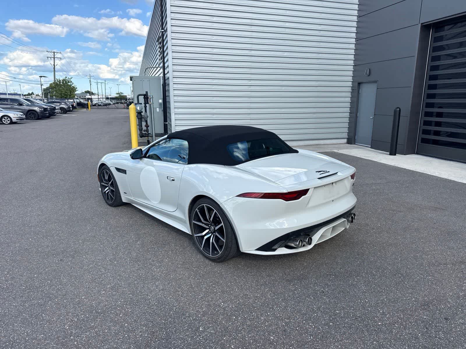 Used 2024 Jaguar F-TYPE R AWD/4WD image 3