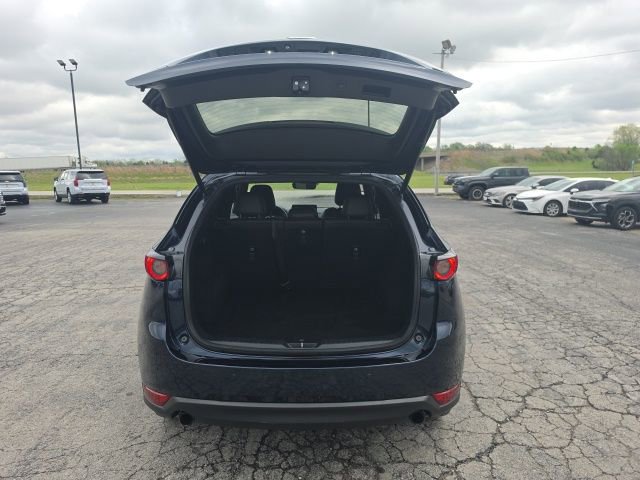 Used 2021 MAZDA CX-5 Signature AWD/4WD image 11