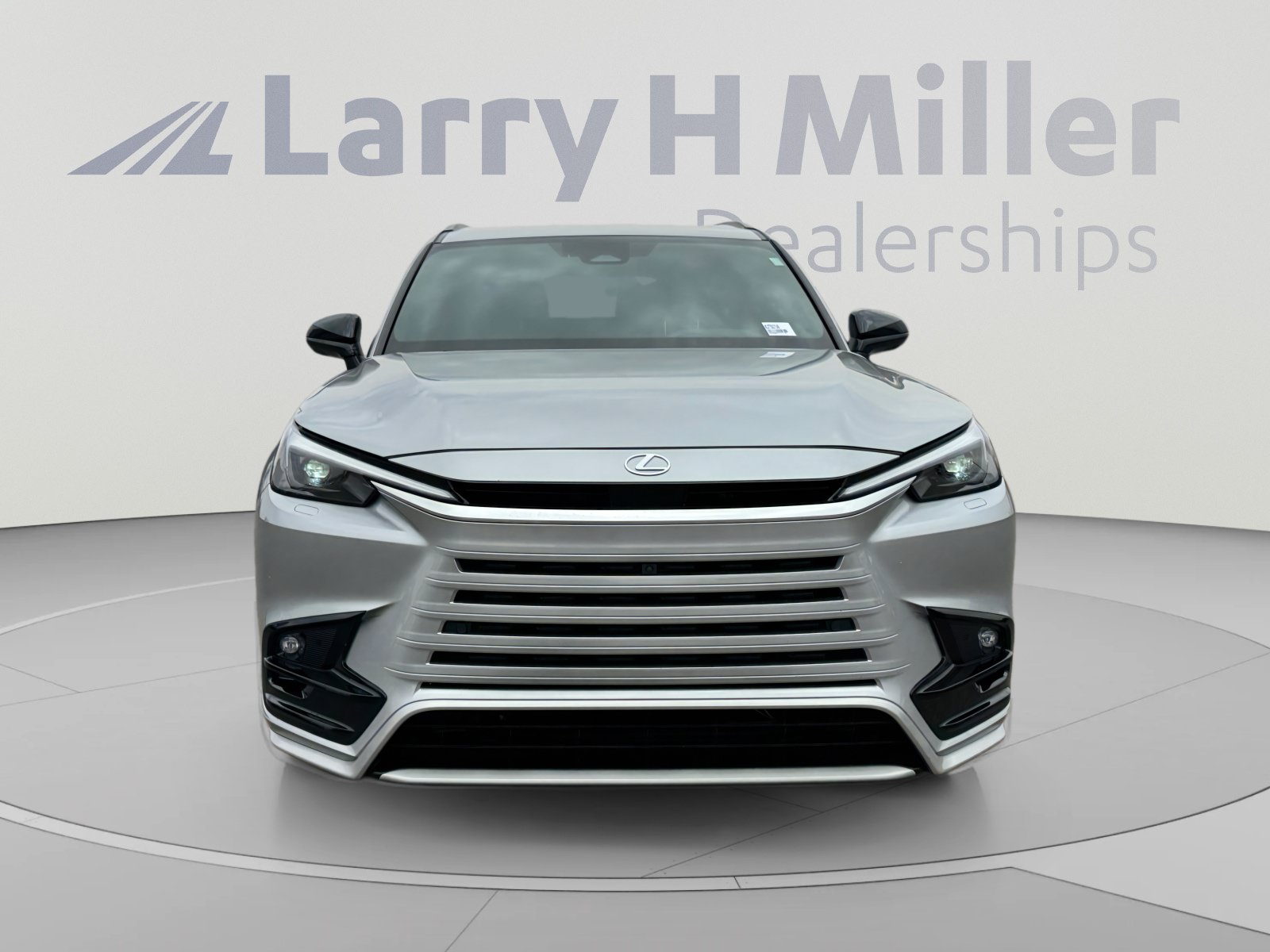Used 2026 Lexus TX 500h AWD w/ Technology Package image 8