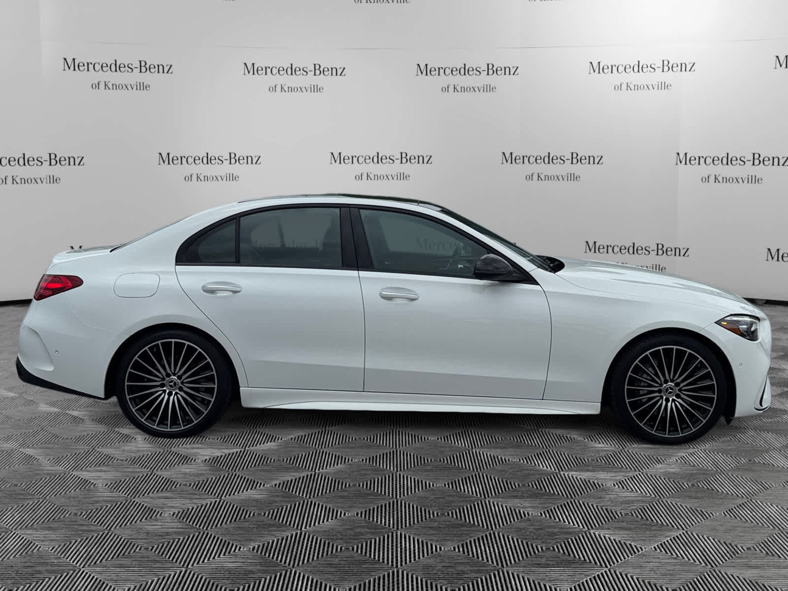 Used 2024 Mercedes-Benz C 300 4MATIC Sedan image 6