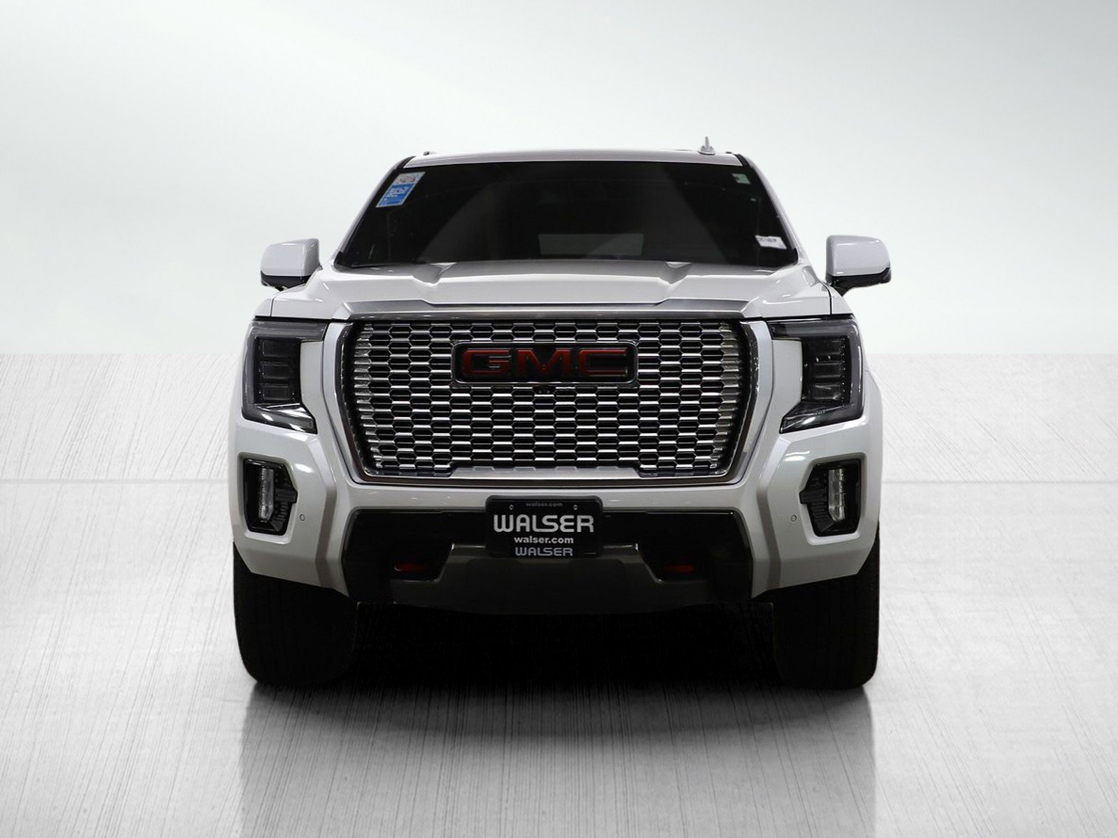 Used 2023 GMC Yukon XL AT4 w/ AT4 Premium Plus Package image 8