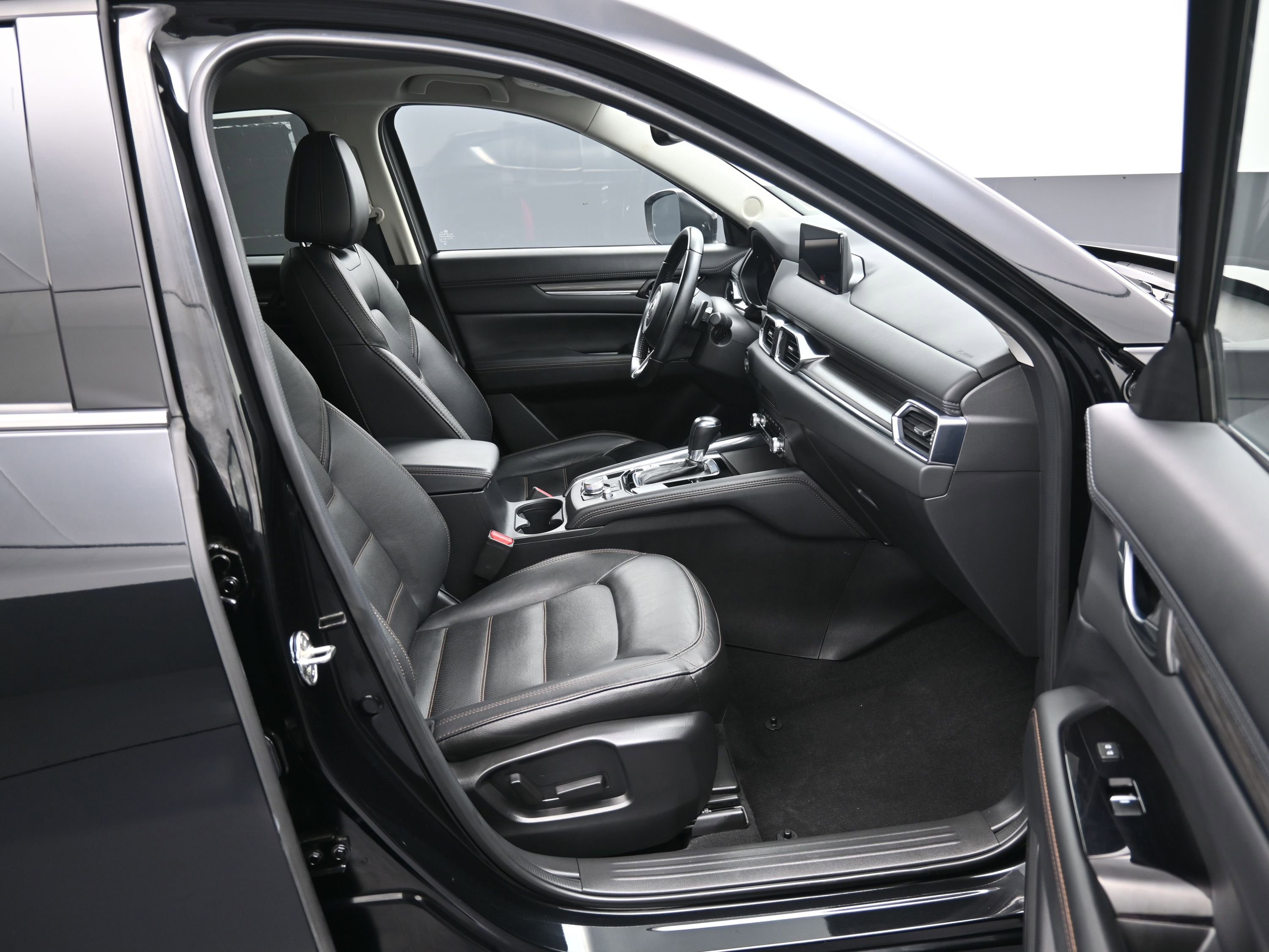 Used 2023 MAZDA CX-5 AWD 2.5 S w/ Premium Package image 17