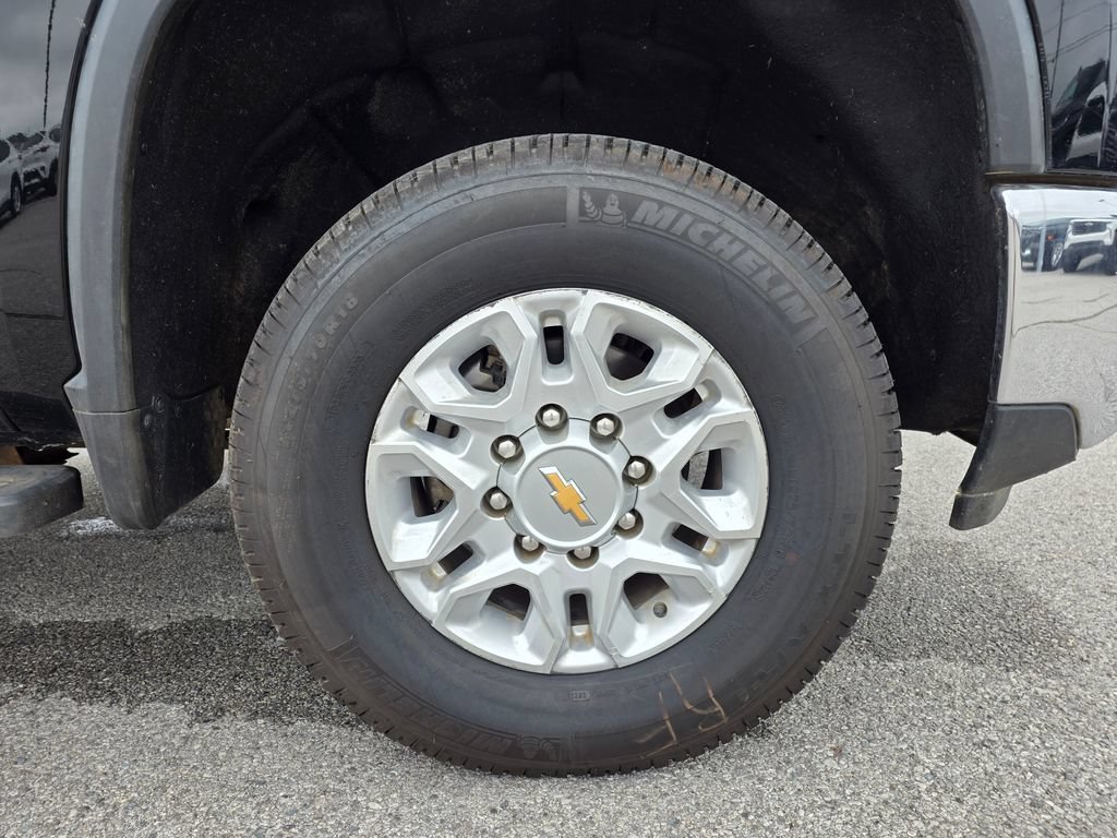 Used 2024 Chevrolet Silverado 2500 LTZ w/ LTZ Convenience Package AWD/4WD image 30
