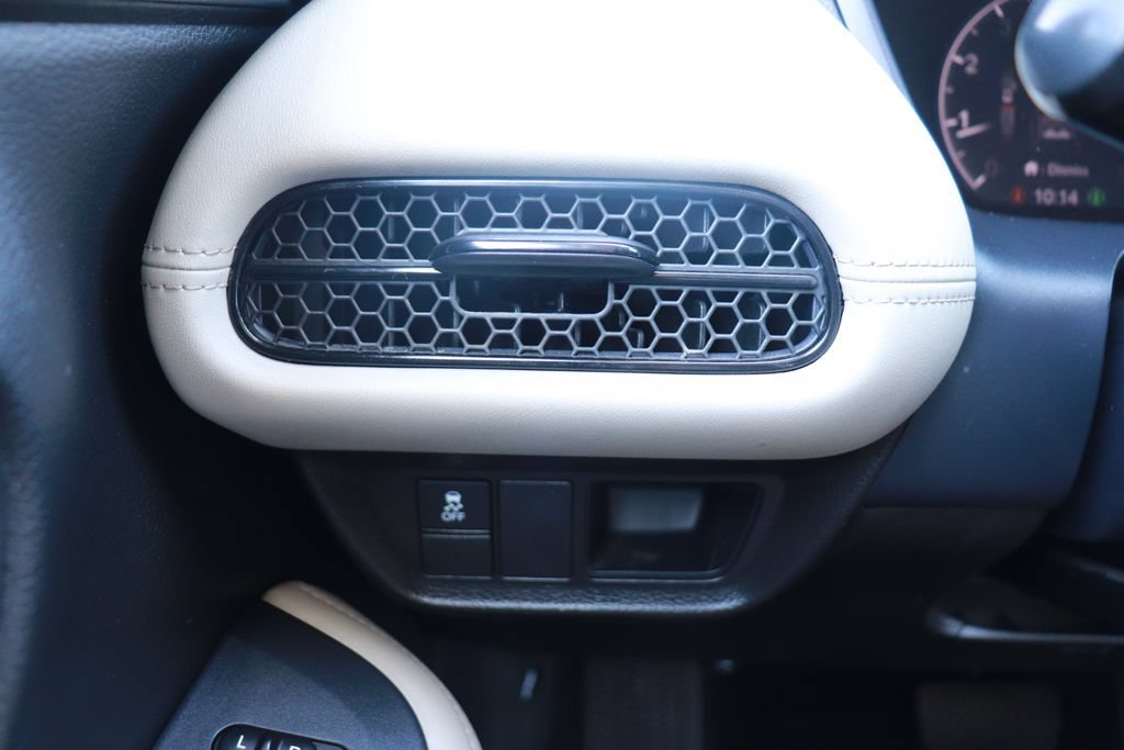 Used 2023 Honda HR-V LX image 24