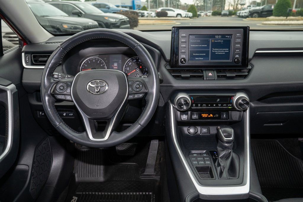 Used 2019 Toyota RAV4 XLE w/ Convenience Package image 7