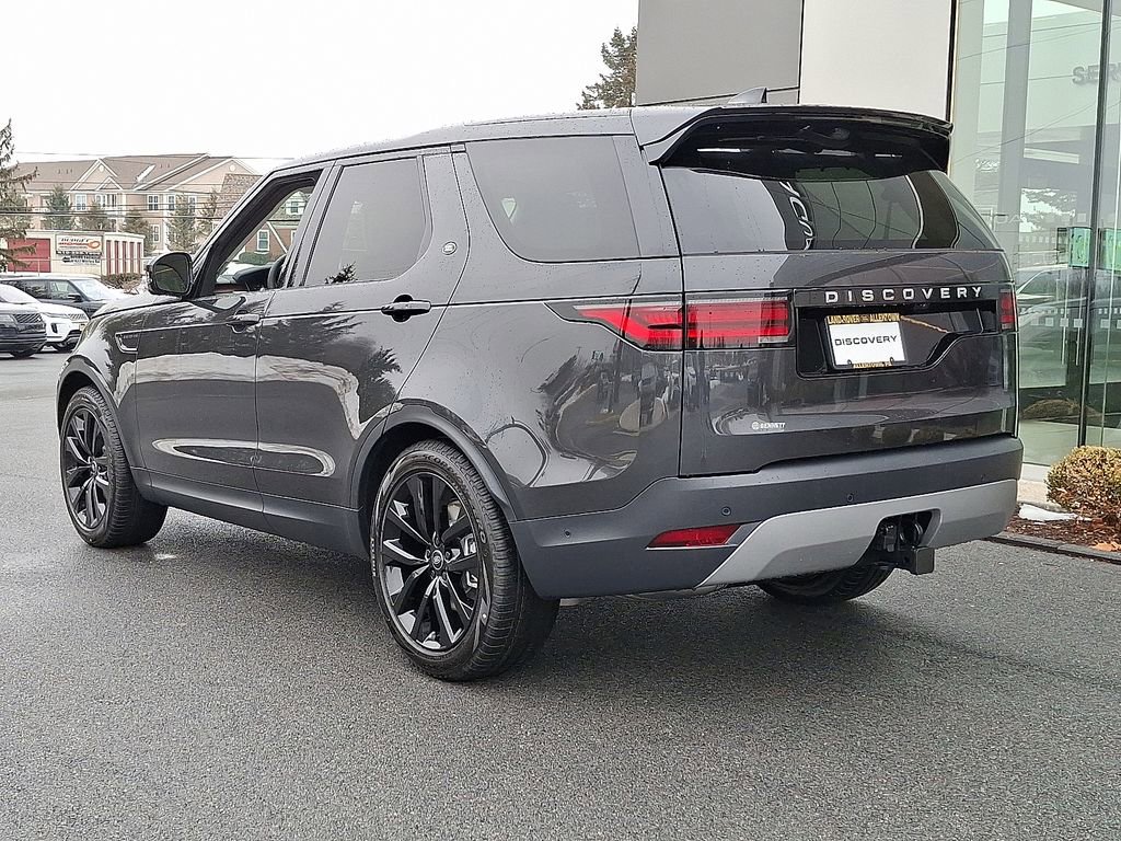 New 2026 Land Rover Discovery S image 4