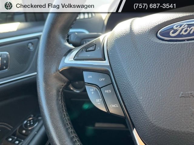 Used 2024 Ford Edge Titanium image 35