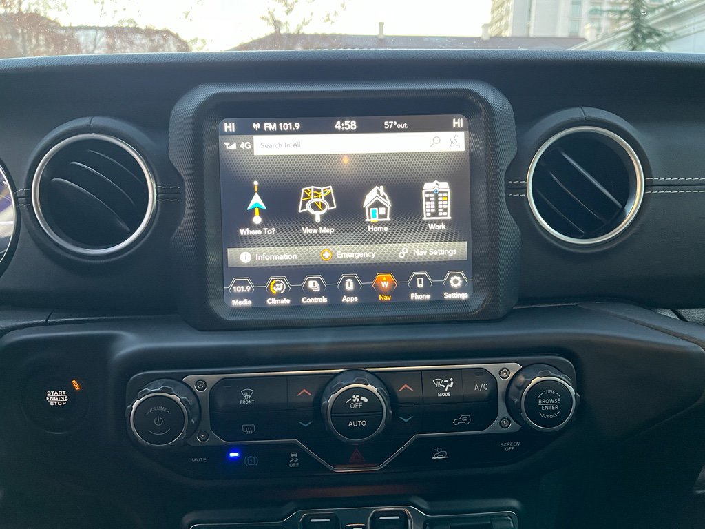 Used 2023 Jeep Wrangler Sahara image 20