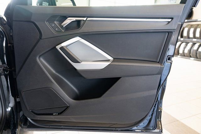 Used 2023 Audi Q3 2.0T Premium Plus w/ Premium Plus Package AWD/4WD image 28