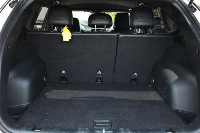 Used 2022 Jeep Compass Latitude FWD image 9