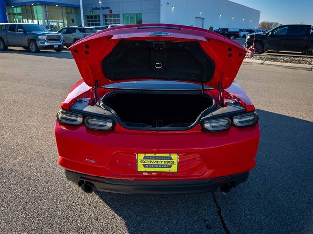 Used 2021 Chevrolet Camaro LT w/ RS Package image 16
