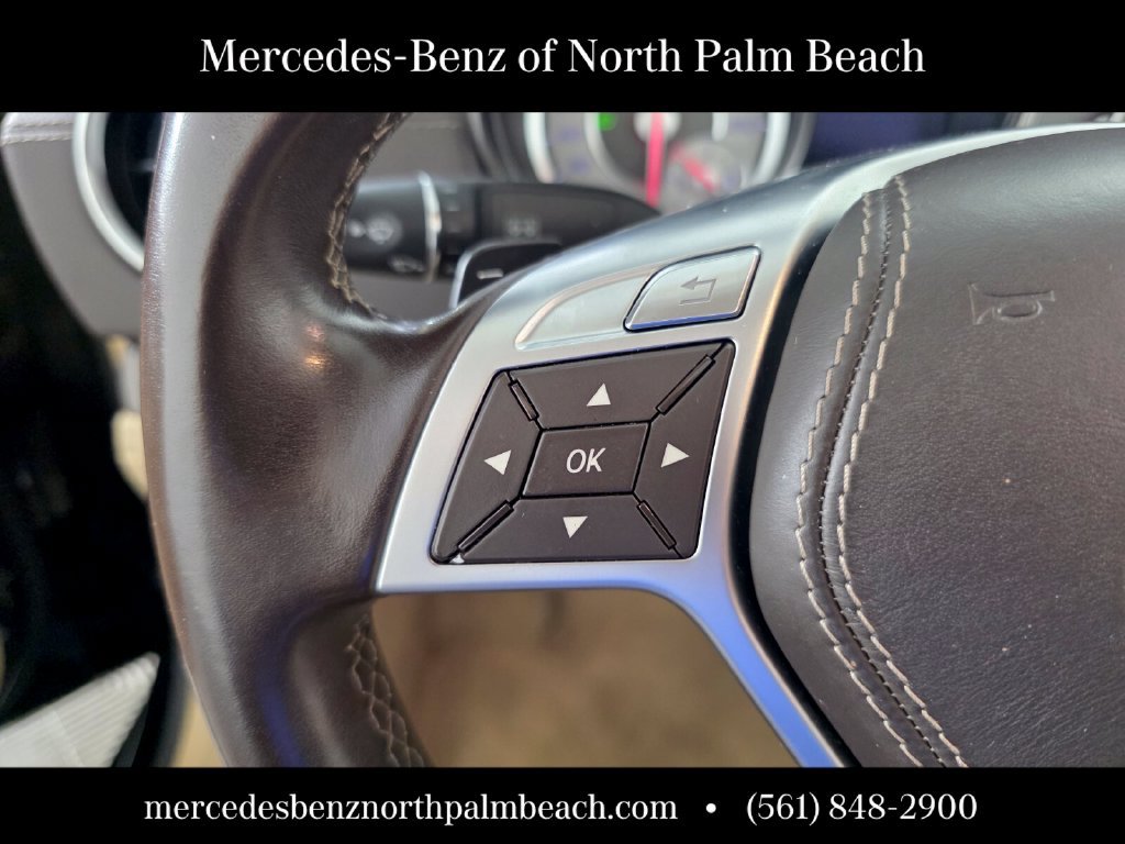 Used 2013 Mercedes-Benz SL 550 image 16