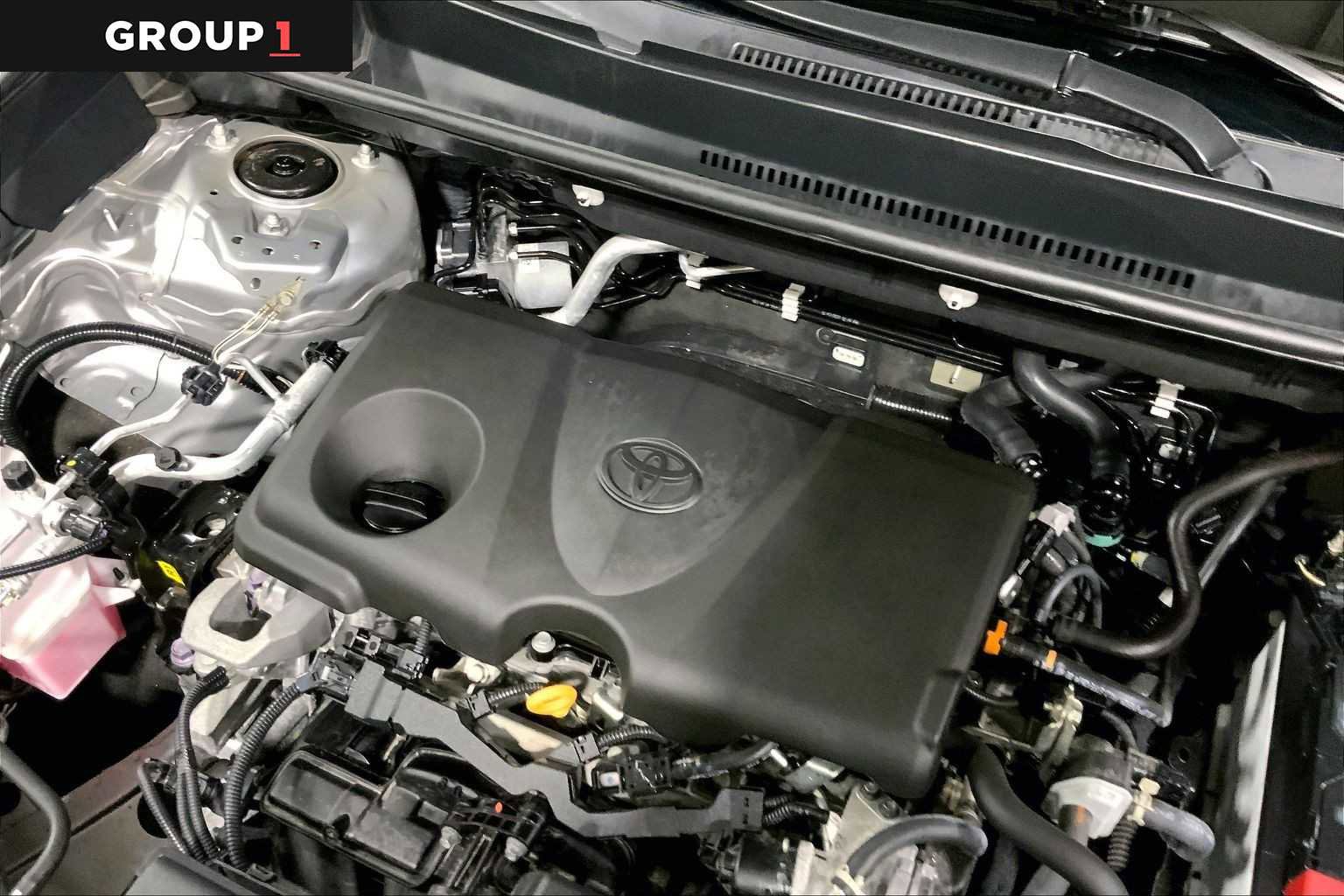 Used 2022 Toyota RAV4 LE image 32