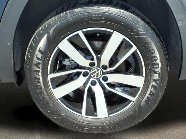 Certified 2023 Volkswagen Atlas SE AWD/4WD image 10
