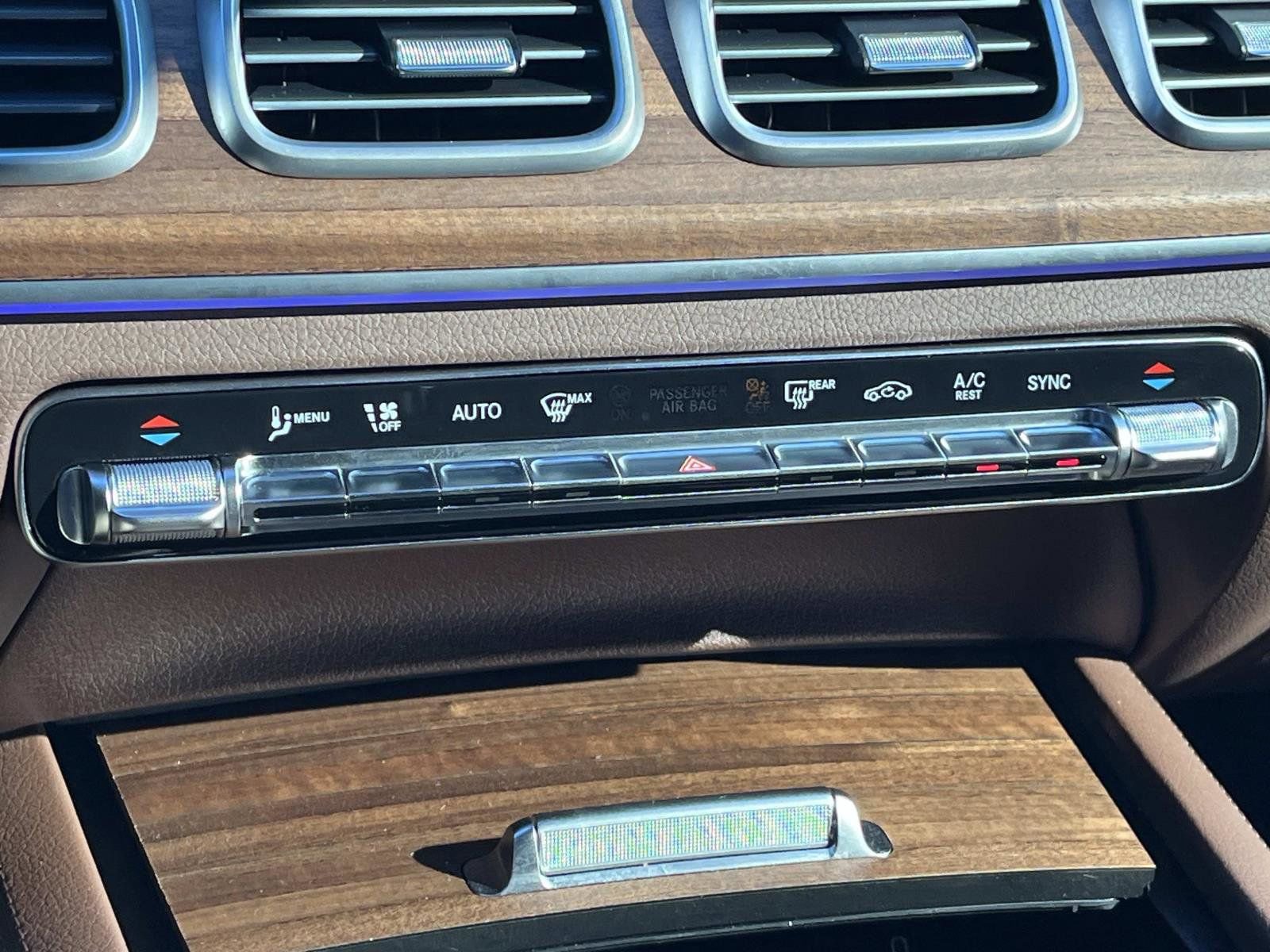 Certified 2025 Mercedes-Benz GLE 350 4MATIC image 30