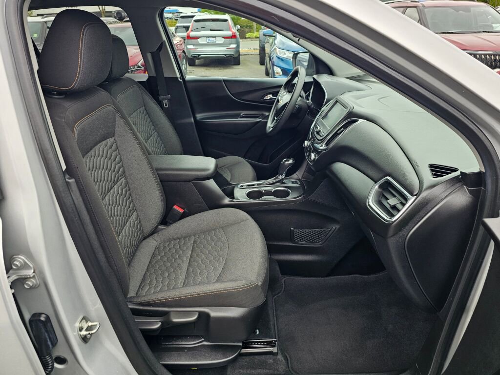 Used 2018 Chevrolet Equinox LT AWD/4WD image 27