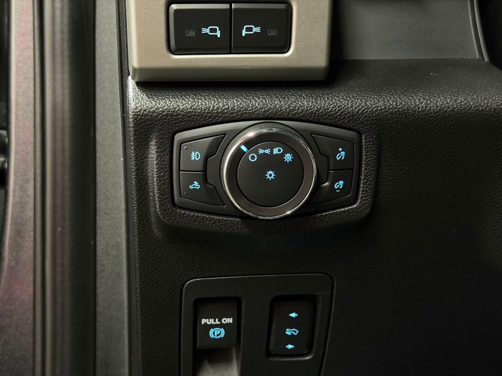 Used 2019 Ford F150 Lariat w/ Equipment Group 502A Luxury image 38