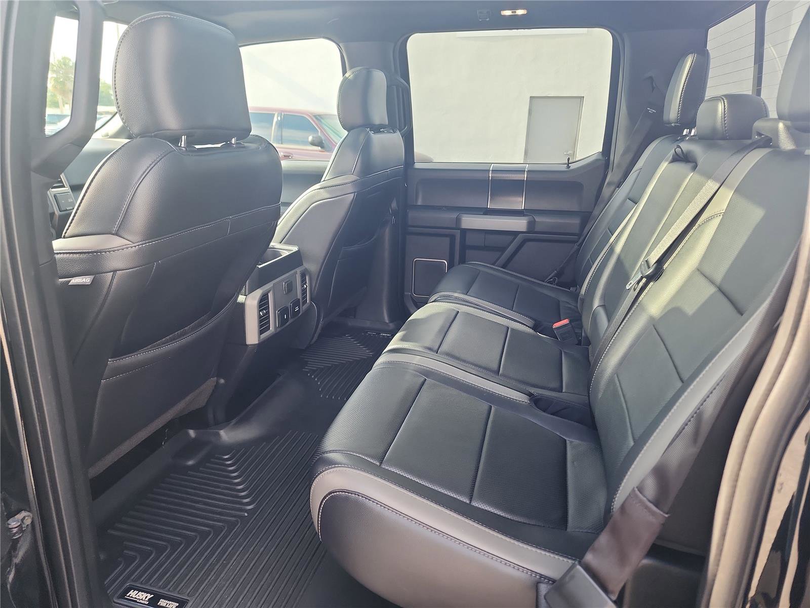 Used 2018 Ford F150 Raptor w/ Equipment Group 802A Luxury AWD/4WD image 17