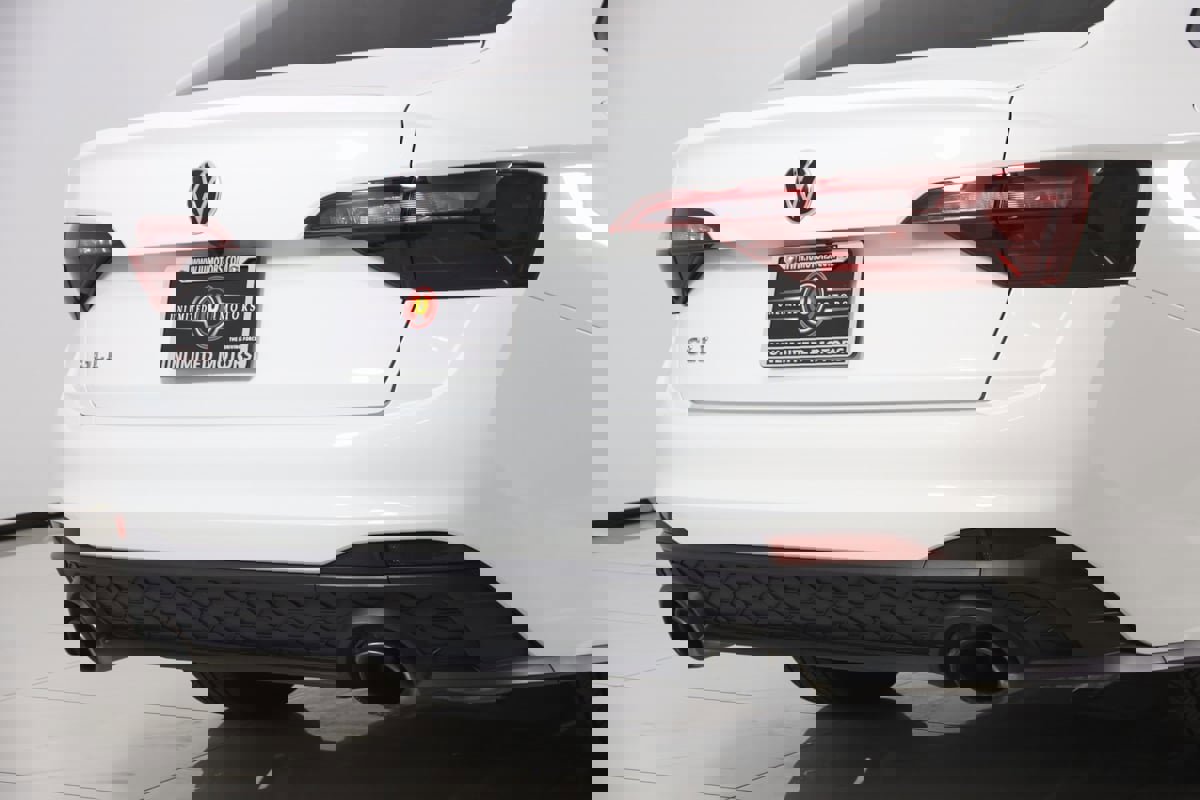 Used 2024 Volkswagen Jetta GLI Autobahn image 45