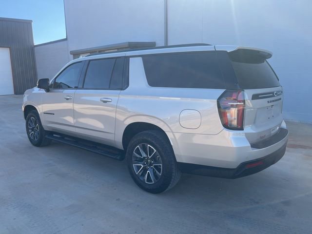 Used 2024 Chevrolet Suburban Z71 w/ Luxury Package image 6