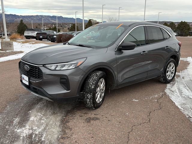 Used 2024 Ford Escape Active image 3