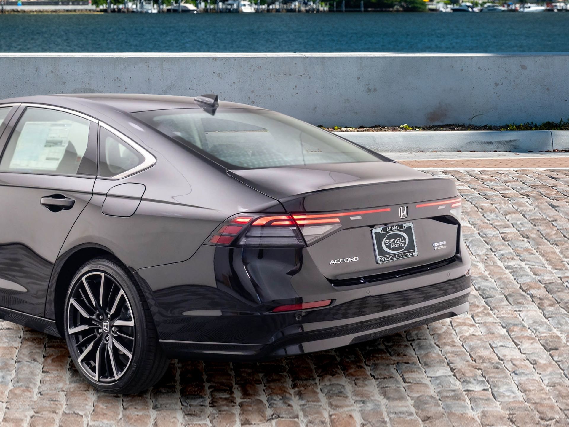 New 2025 Honda Accord Touring image 9