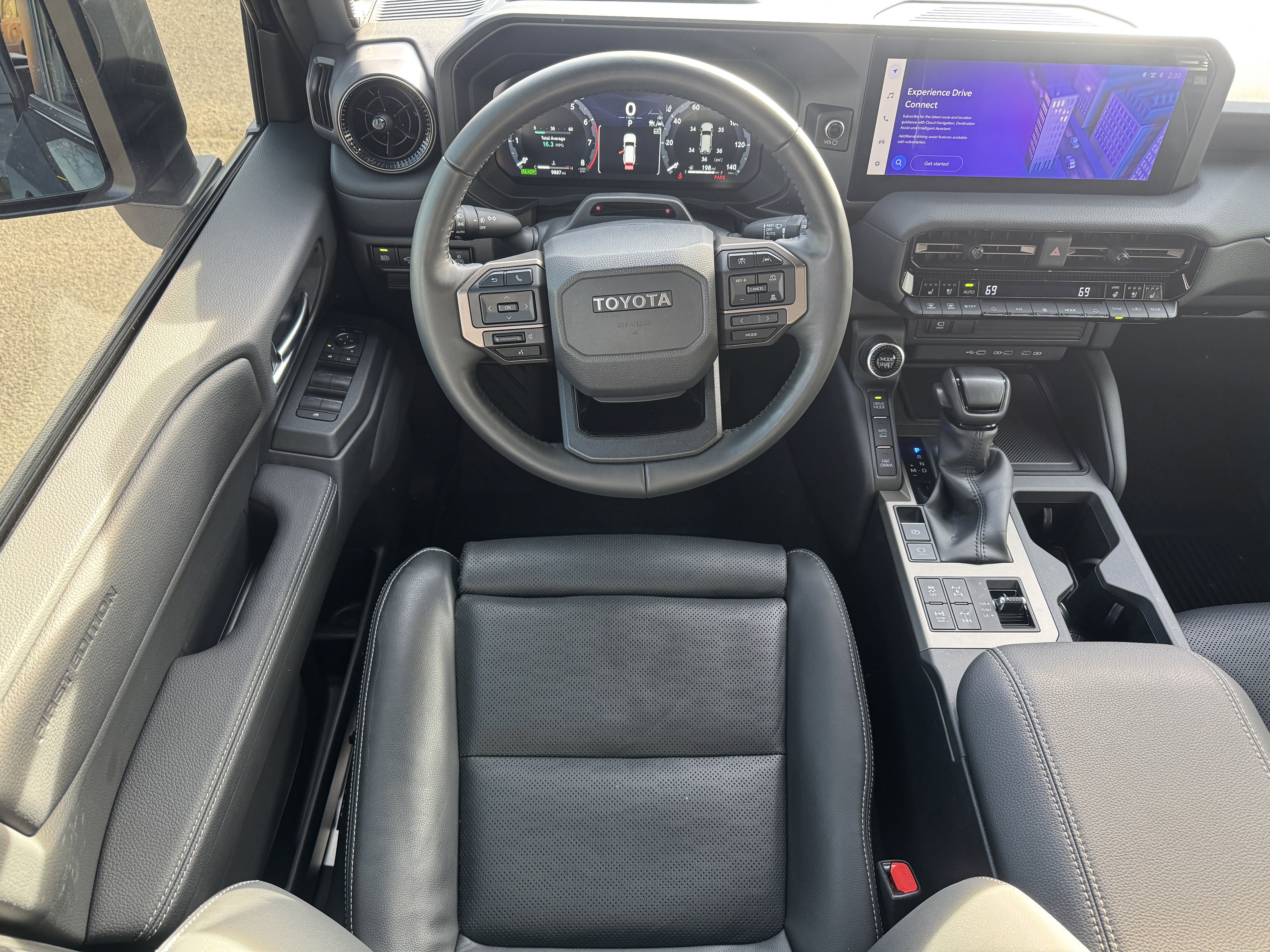 Certified 2024 Toyota Land Cruiser image 17