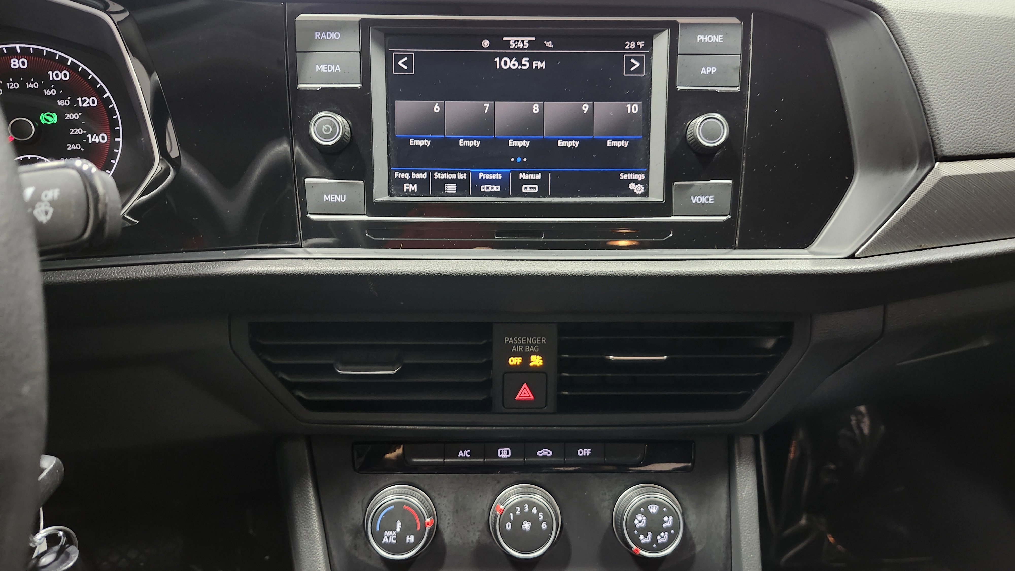 Used 2021 Volkswagen Jetta S w/ Driver Assistance Package image 27