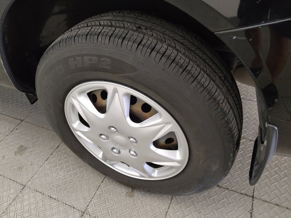 Used 2015 Nissan Rogue S FWD image 31