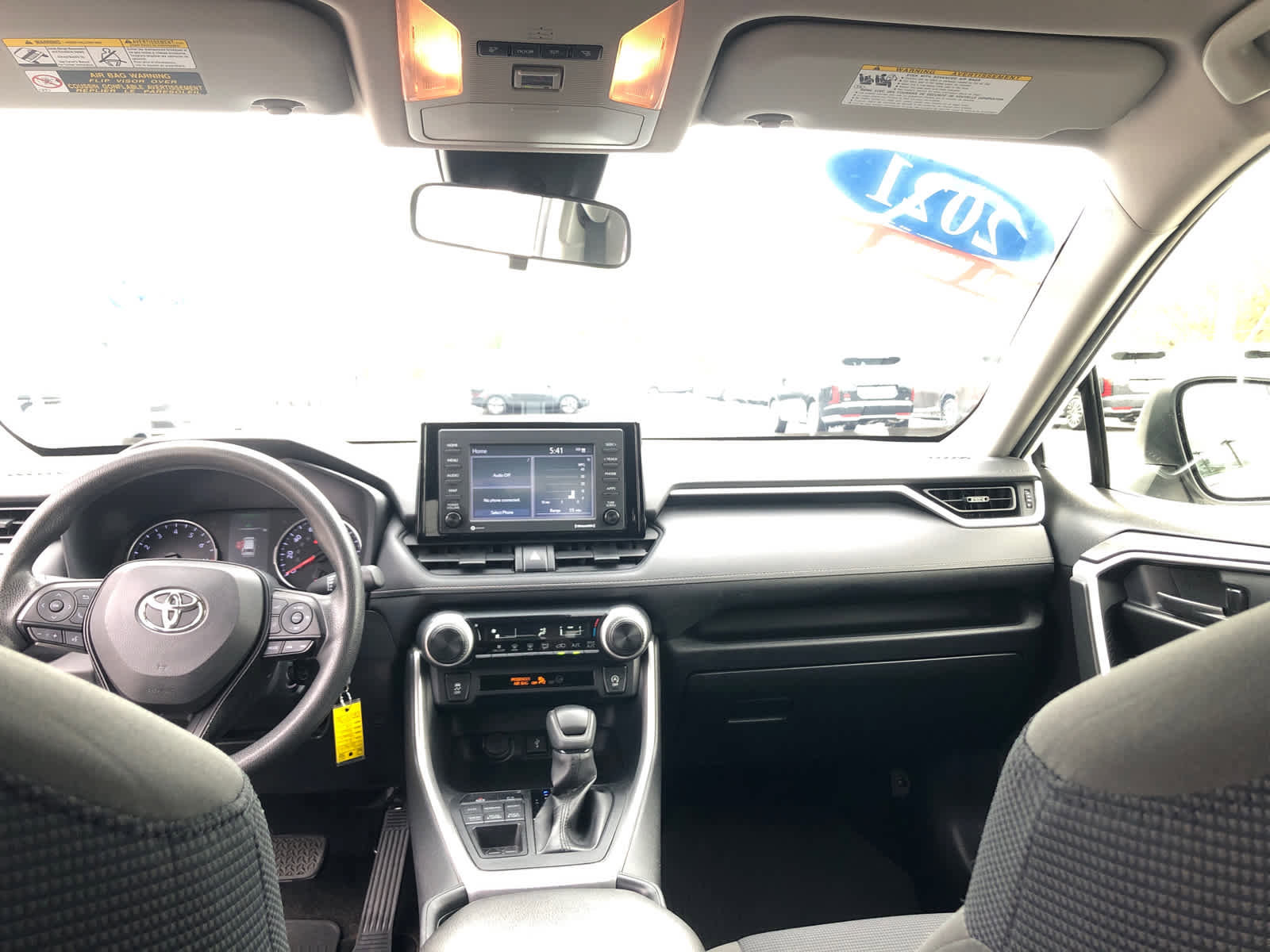Used 2021 Toyota RAV4 LE AWD/4WD image 25