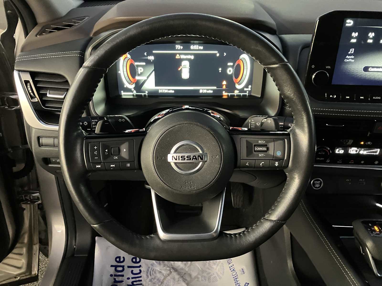 Used 2021 Nissan Rogue Platinum image 8