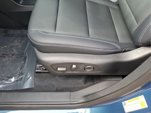 New 2026 Chevrolet Traverse LT w/ Driver Confidence Package AWD/4WD image 19