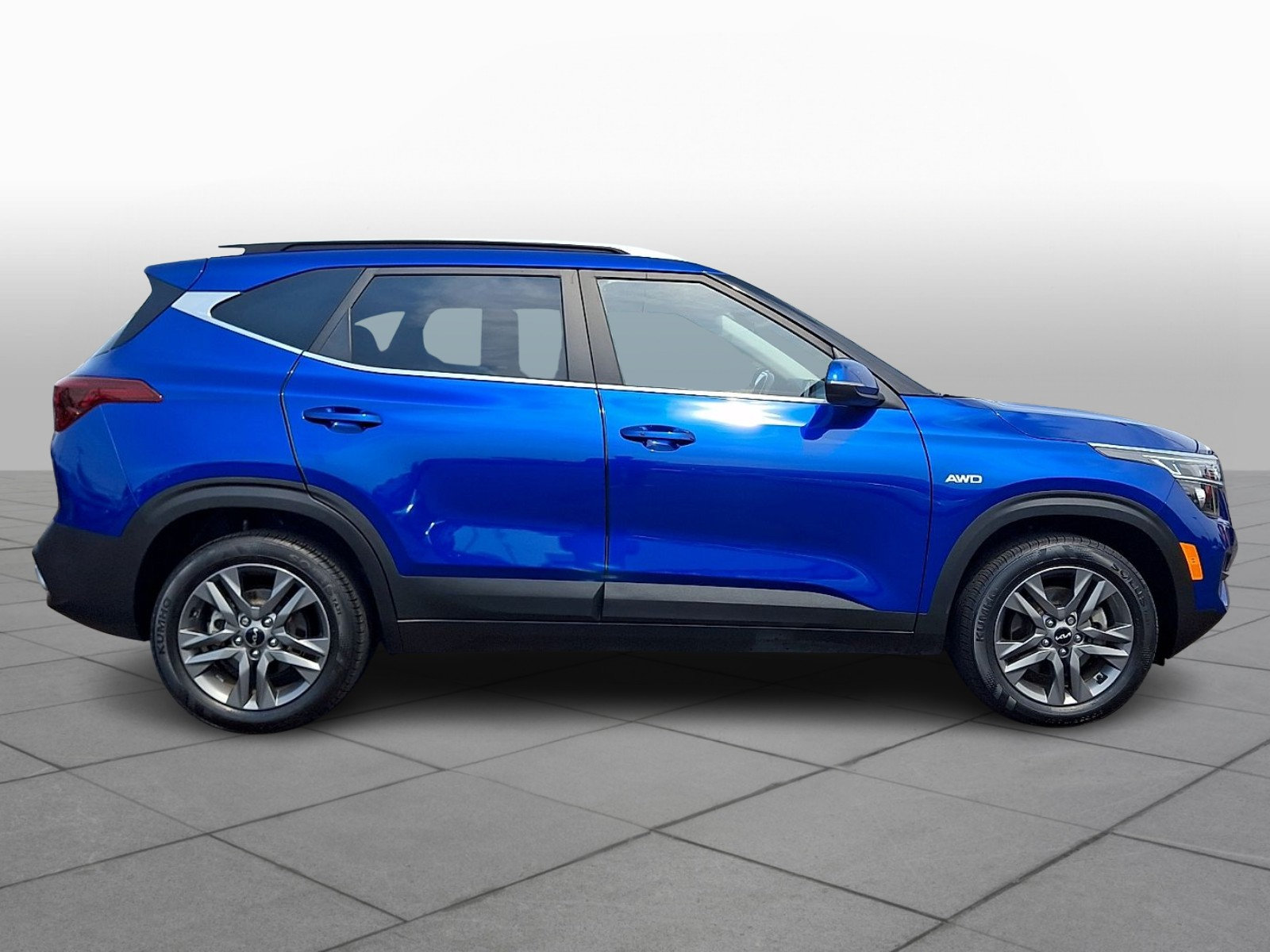 Used 2023 Kia Seltos S w/ Navigation Package AWD/4WD image 8