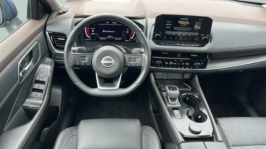 Used 2023 Nissan Rogue Platinum w/ Platinum Premium Package AWD/4WD image 11