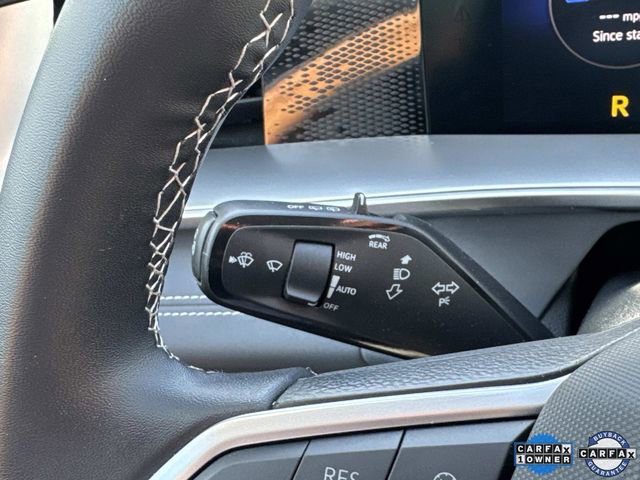 Used 2025 Volkswagen Tiguan SE FWD image 27