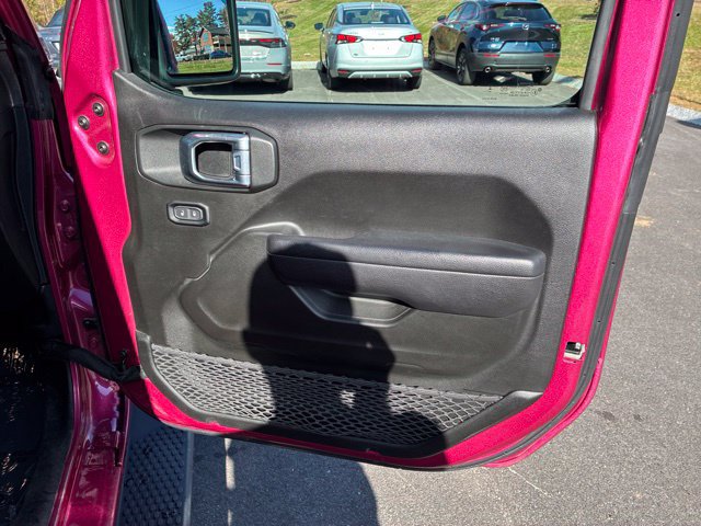 Used 2024 Jeep Wrangler Unlimited Sport AWD/4WD image 13