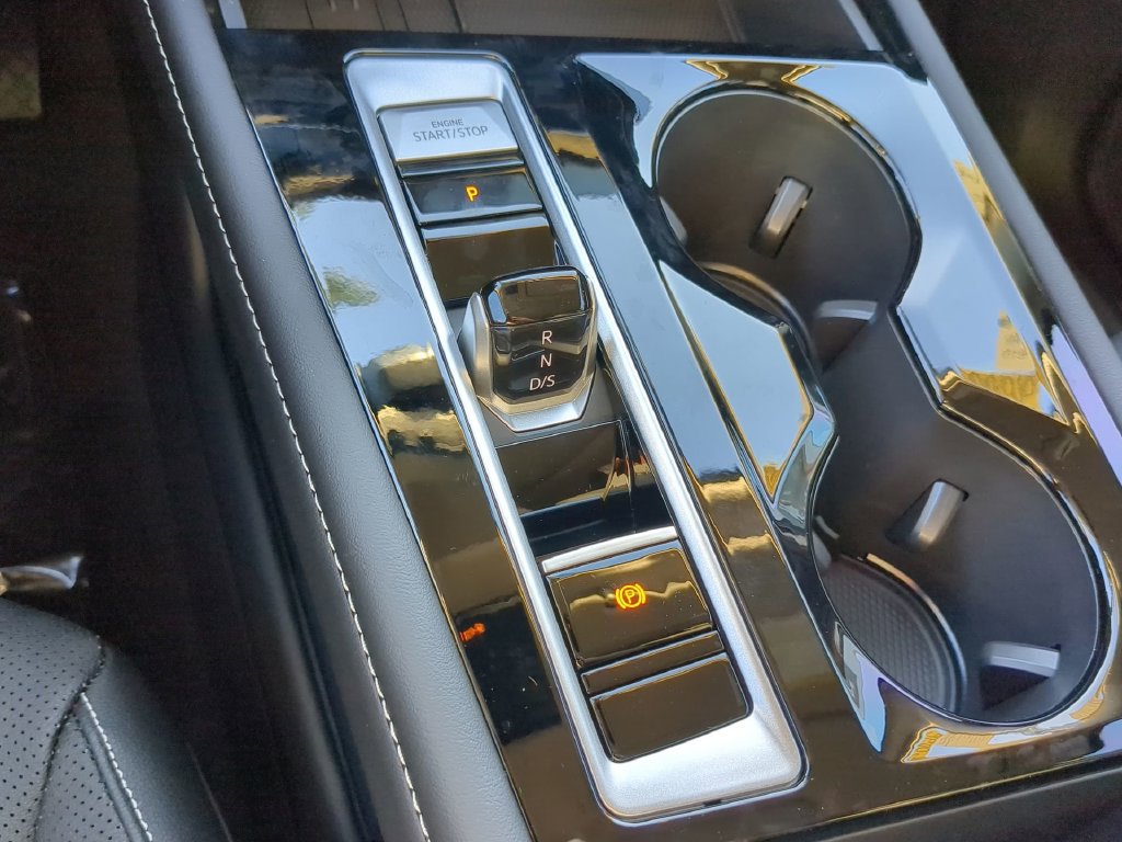 New 2026 Volkswagen Atlas SE FWD image 27