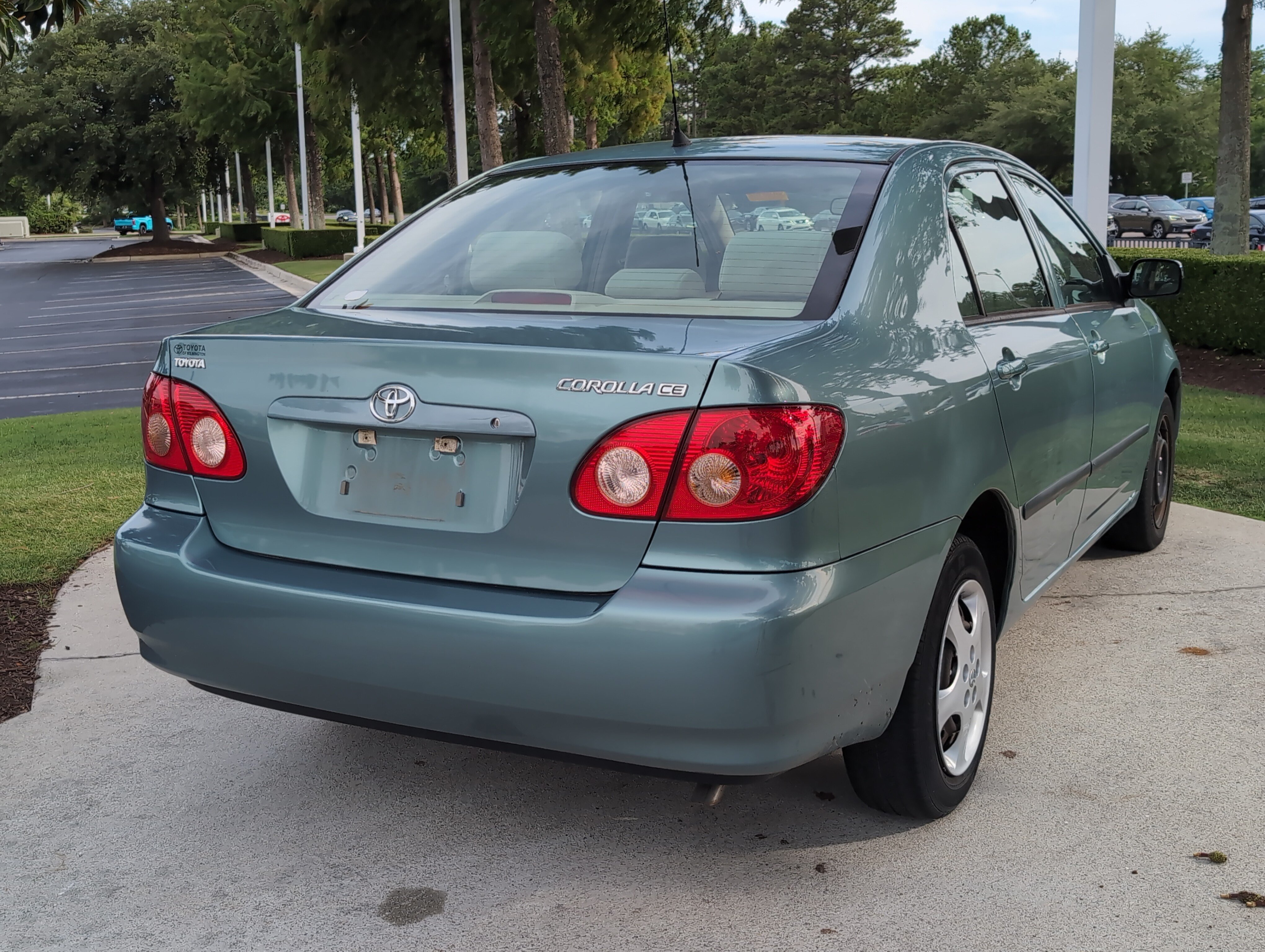 Used 2006 Toyota Corolla CE FWD image 10