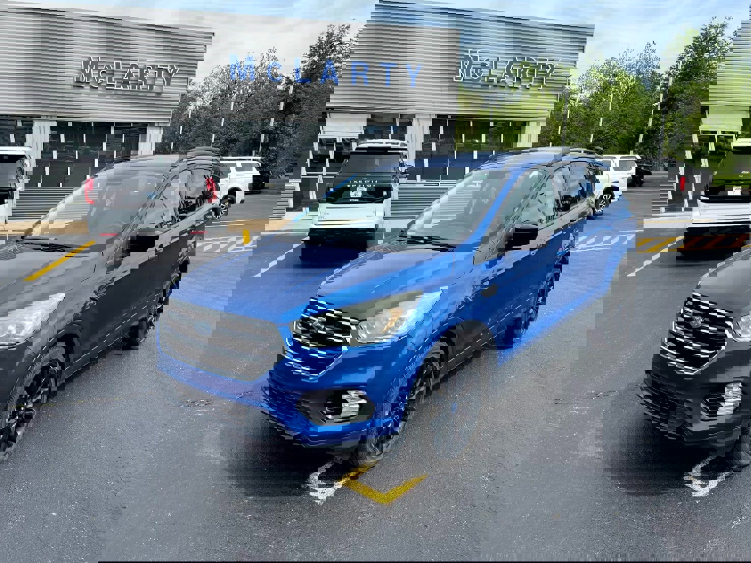 Used 2017 Ford Escape SE w/ Equipment Group 201A video 1